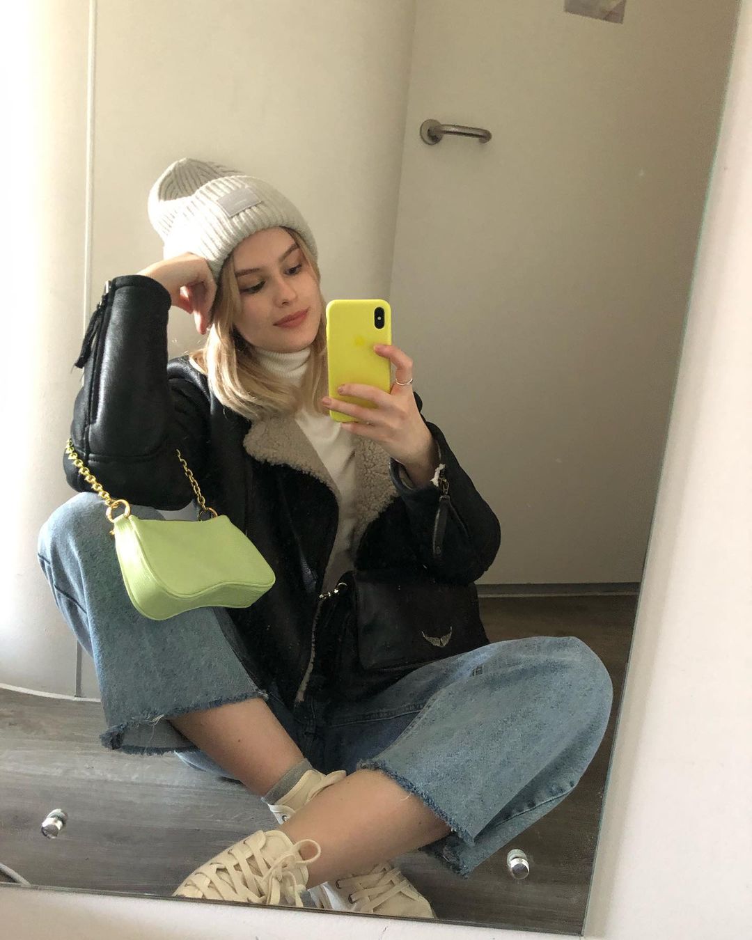 Eva Mini Gradient Chain Shoulder Bag Lime Green Lizard JW PEI Outlet